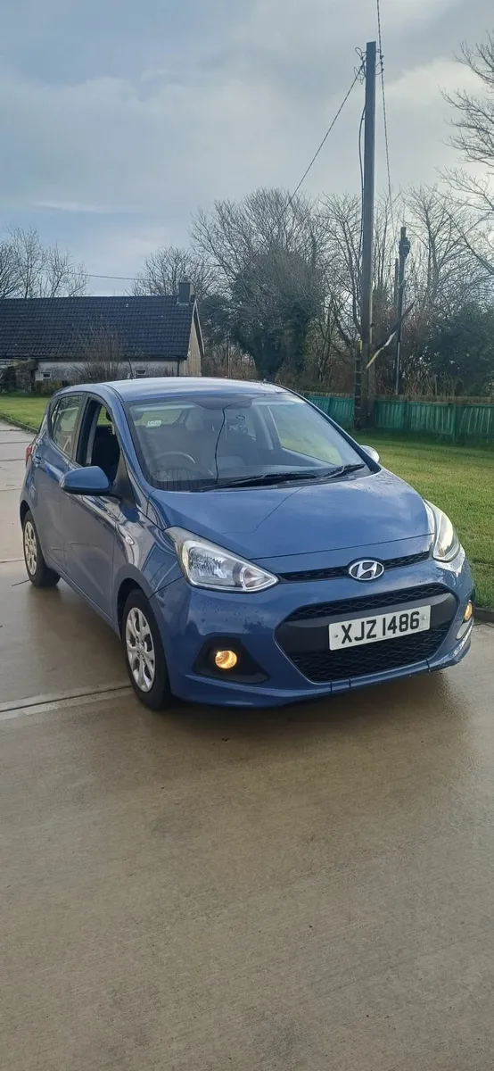 Hyundai i10 SE 2015 - Image 1
