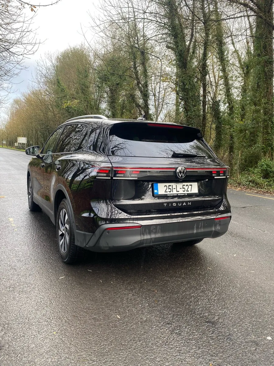 Volkswagen Tiguan 2.0 TDI Edition 75 - Image 3