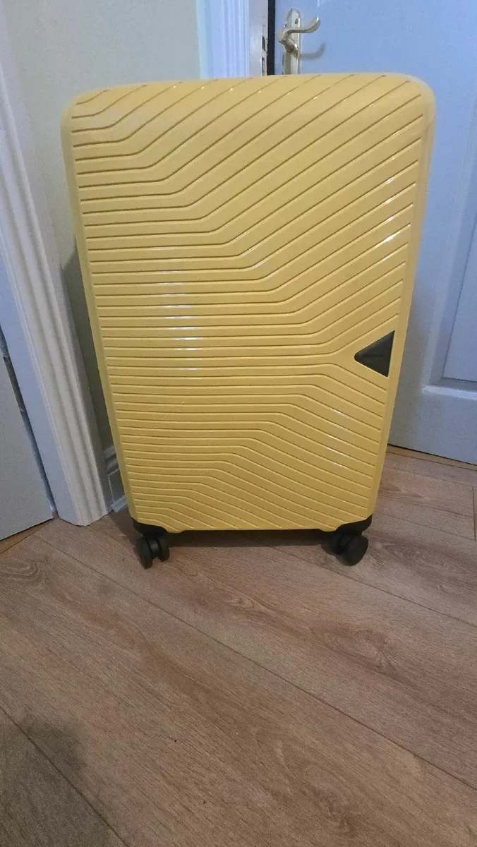 Suitcase Set- Ultra-Lite Expanable - Image 4