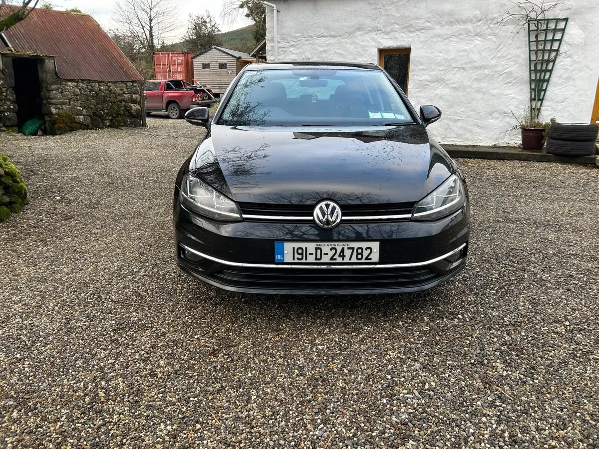 Volkswagen Golf Highline 2019 - Image 1