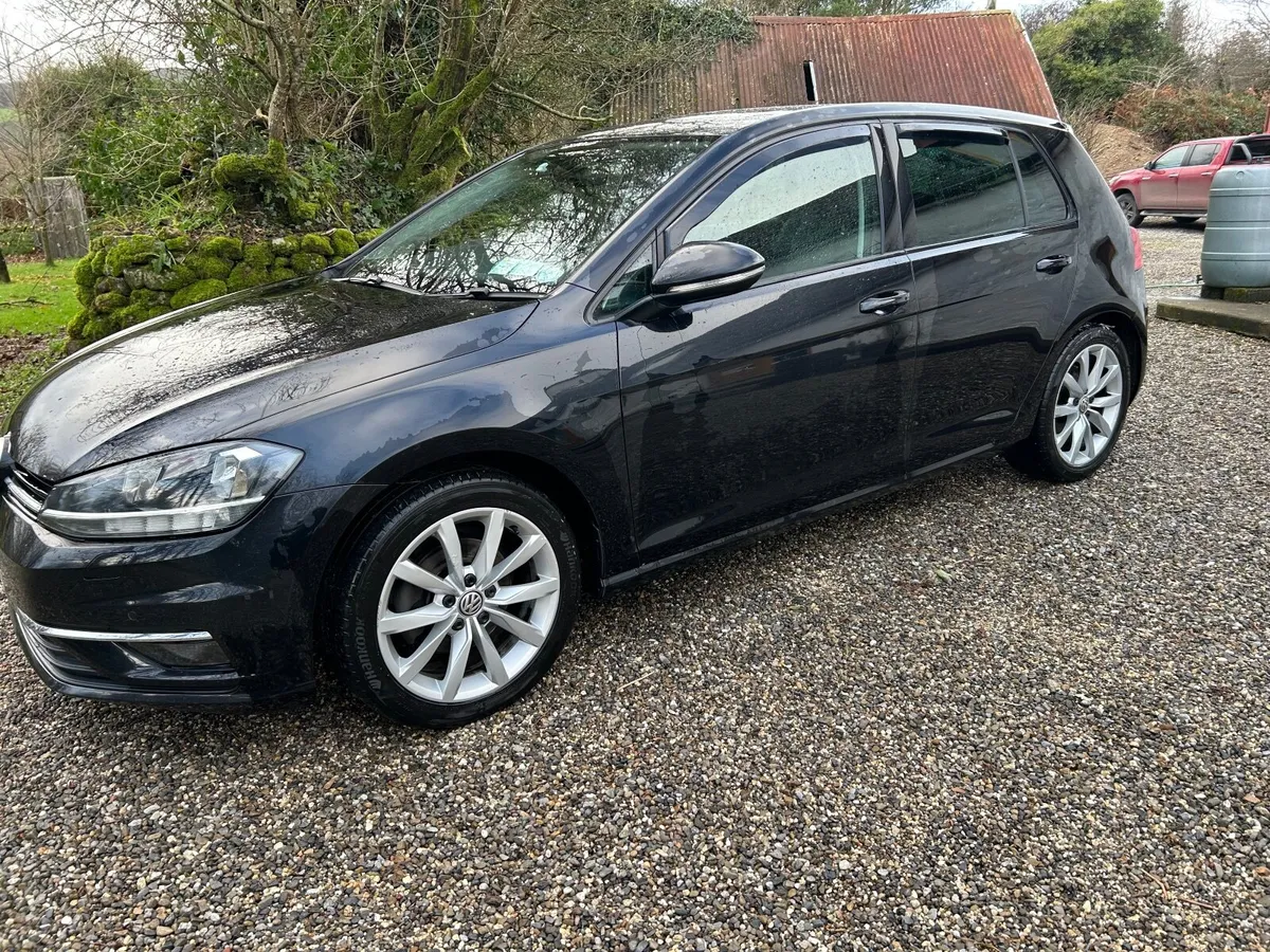 Volkswagen Golf Highline 2019 - Image 2