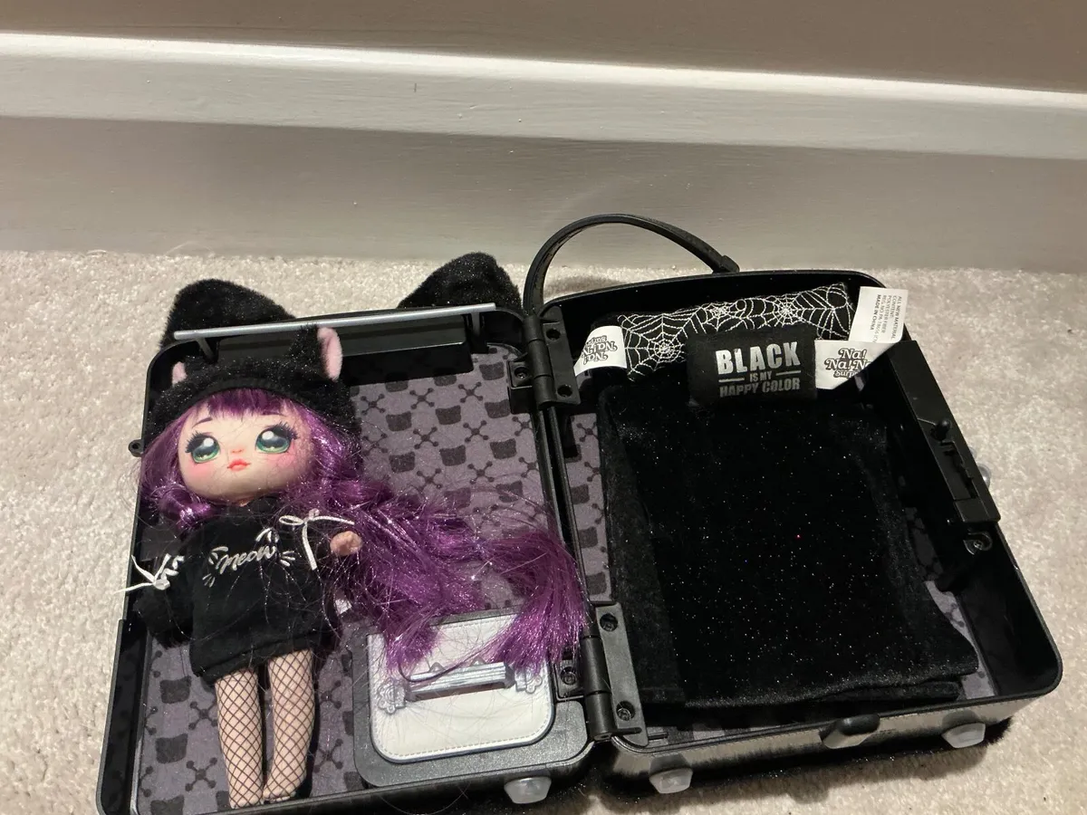 Na Na Na Surprise Doll (cat theme) - Image 1