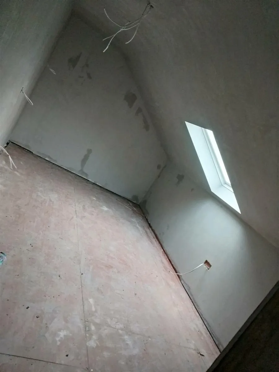 Plasterer available - Image 1