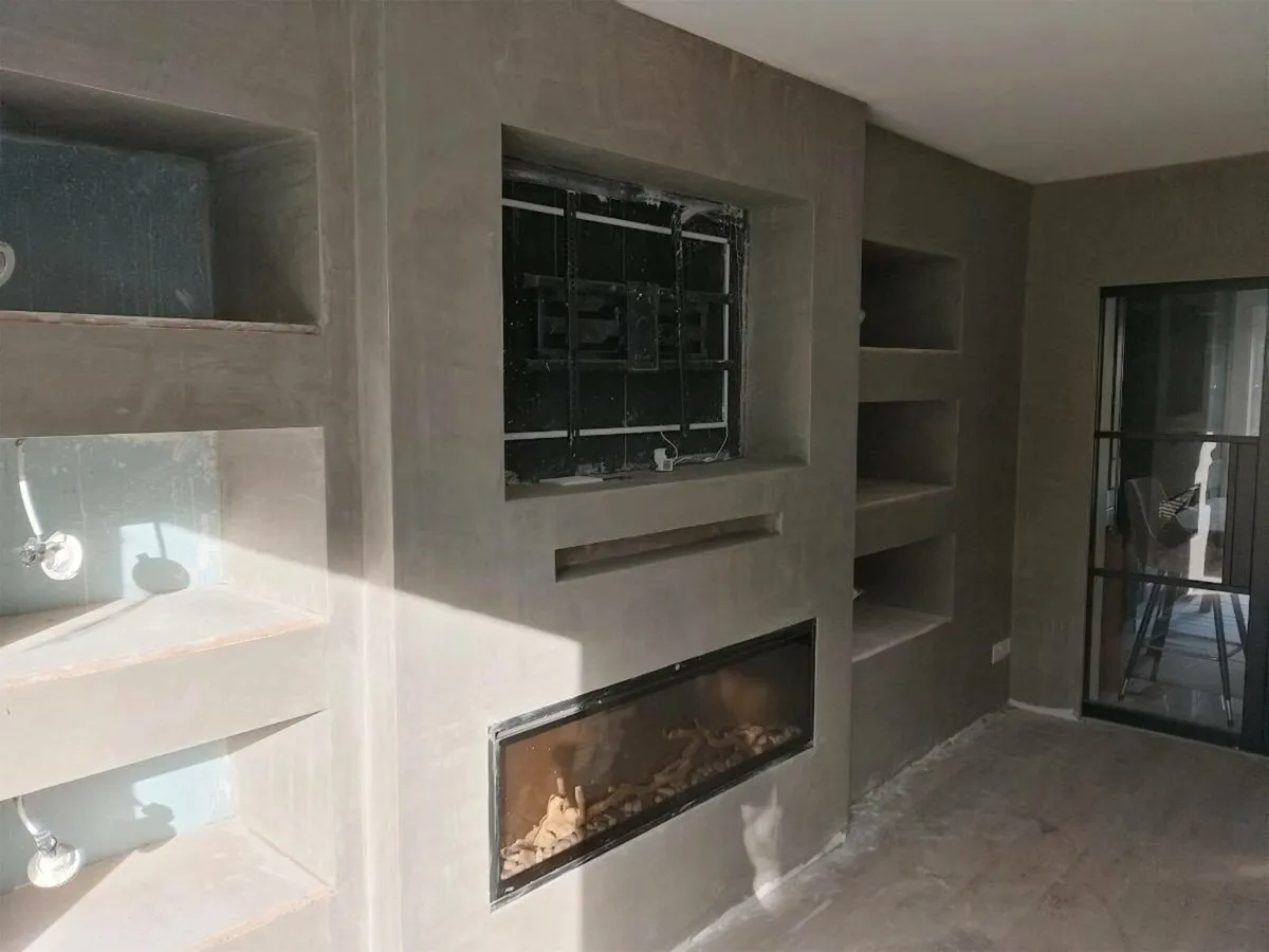 Plasterer available - Image 4