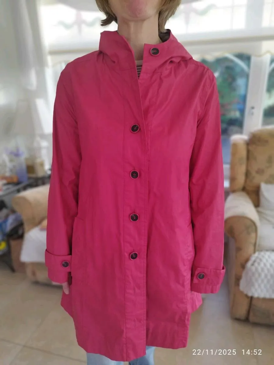 Ladies coat - Image 1