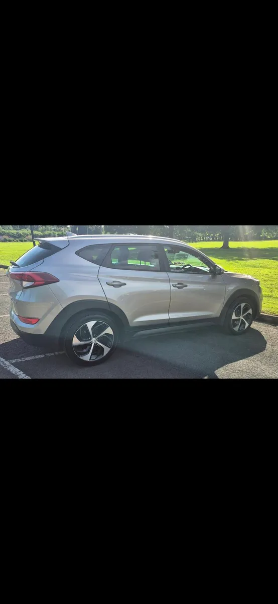 Hyundai Tuscon Executive SE 1.7 DIESEL Rare C - Image 4