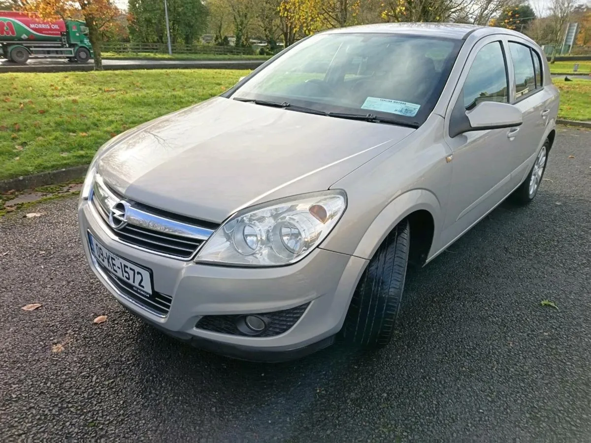 Opel Astra 1.4 petrol new N. C. T - Image 3