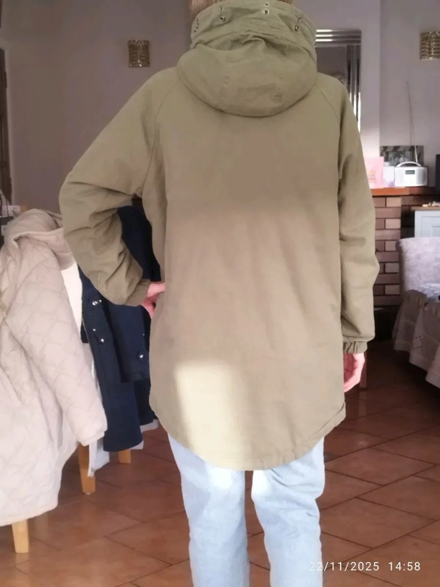 Ladies coat - Image 2