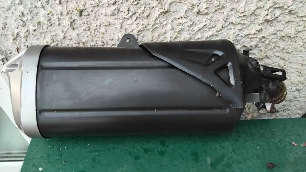 Motorcycle exhaust - Image 1