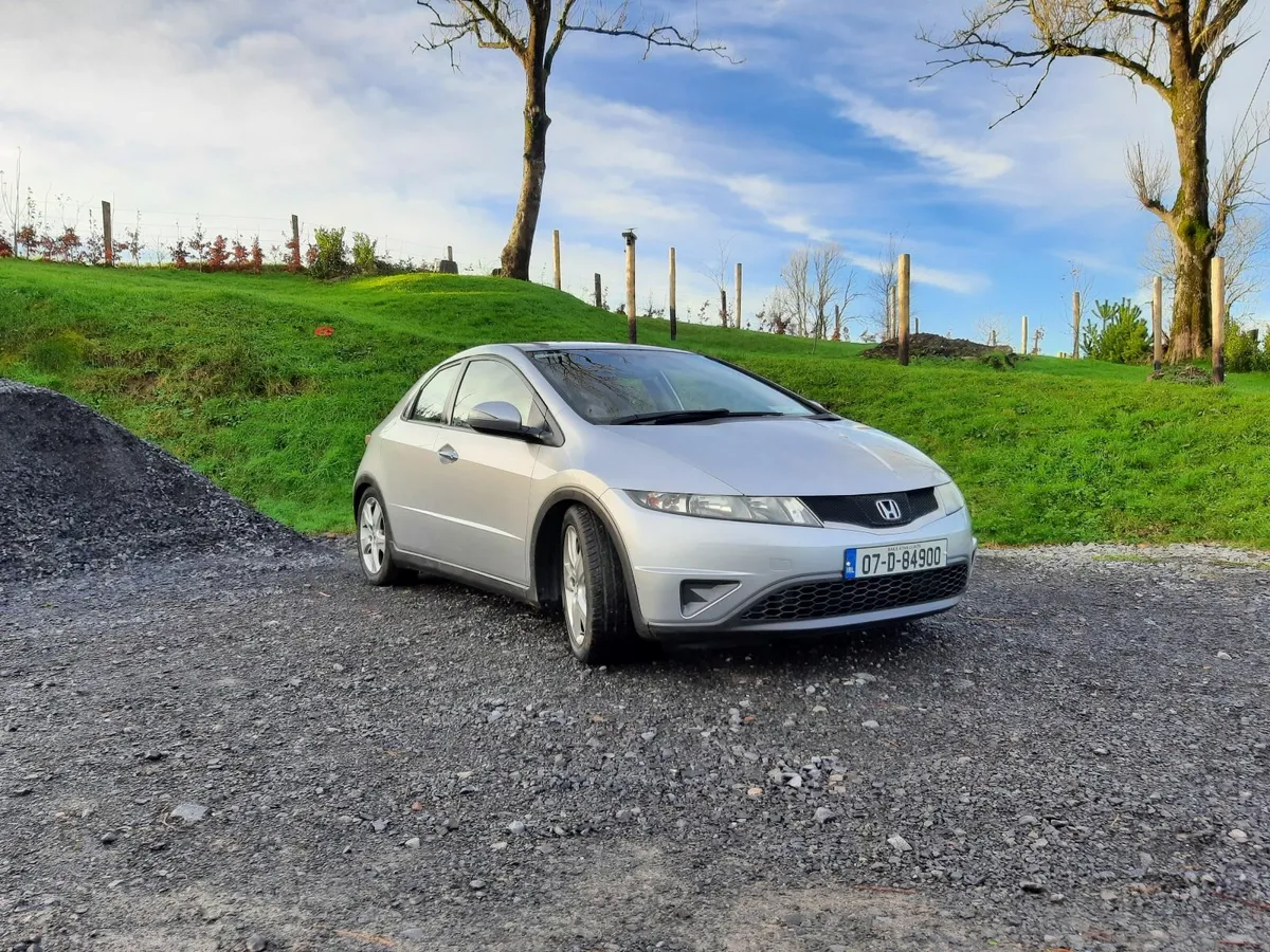 Honda Civic 2007 - Image 1