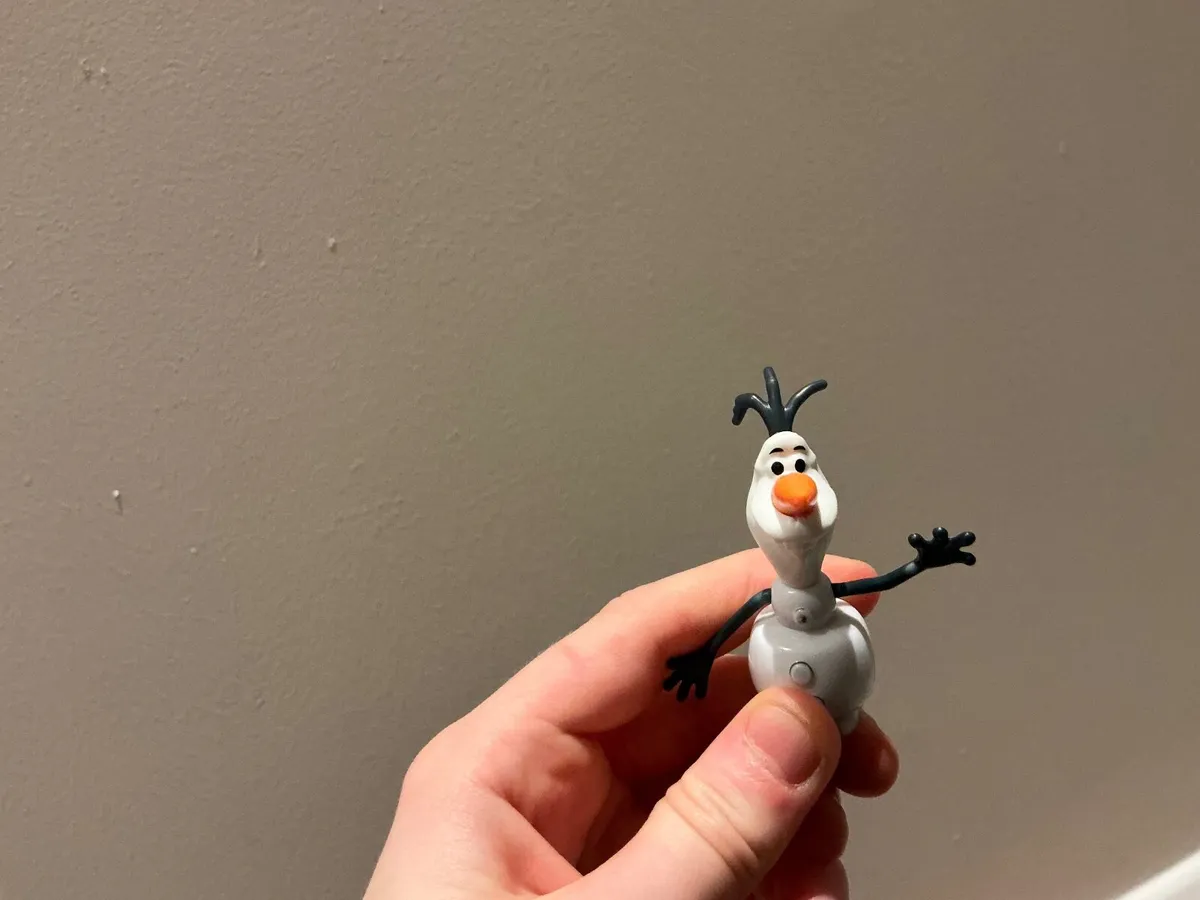 5 Frozen Dolls - Image 4