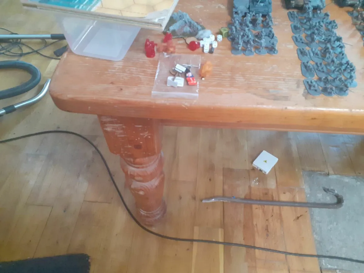 kitchen table - Image 4