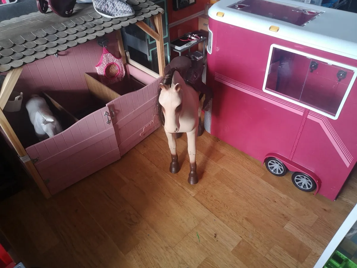 Our generation stable and horsebox - Image 1