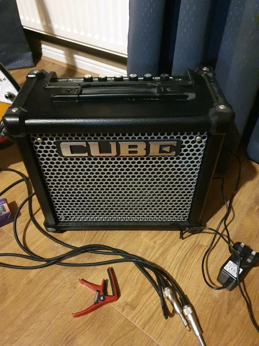 Electric guitar and amp - Image 2