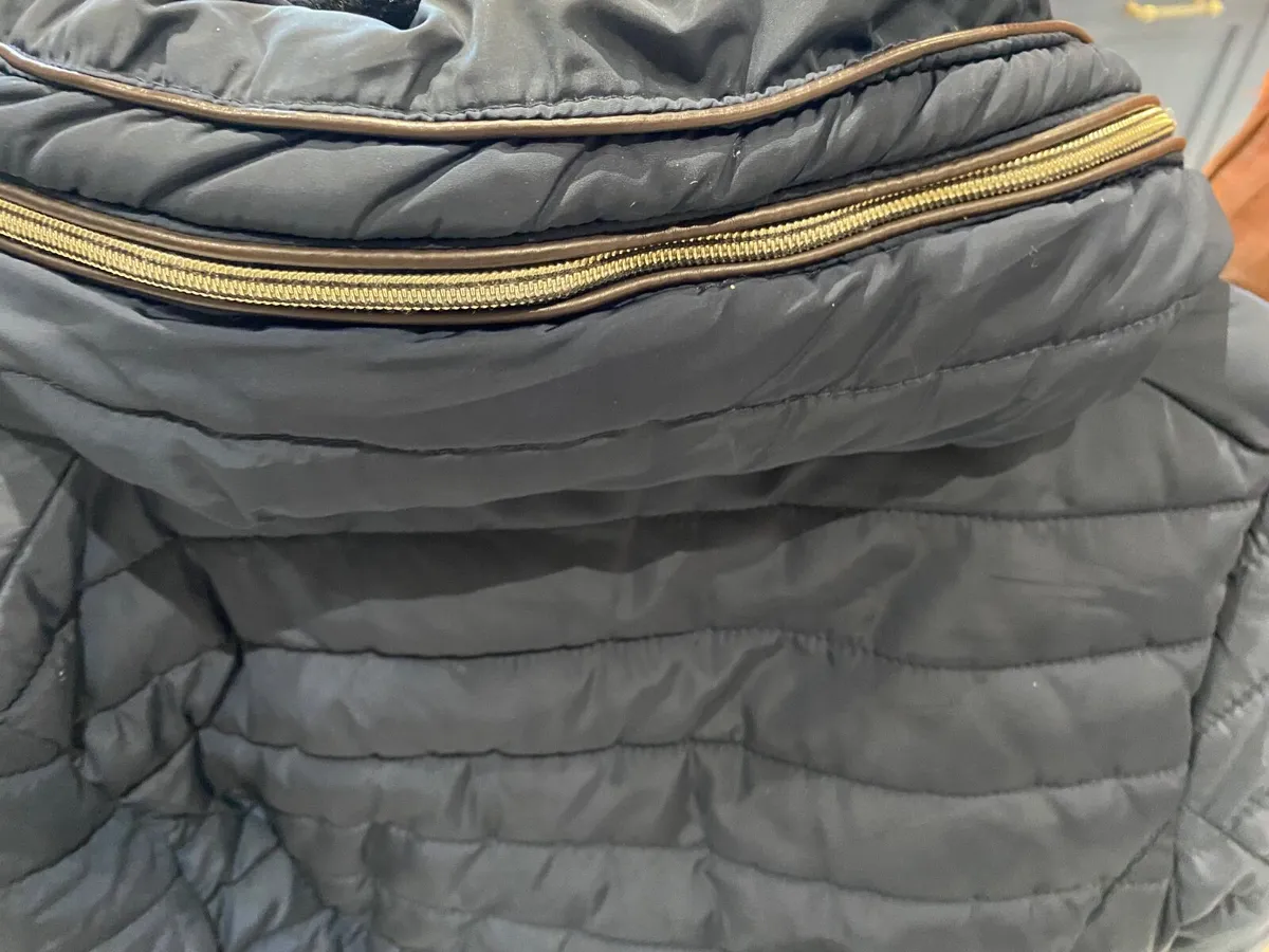 Ladies Jacket Size 10 - Image 3