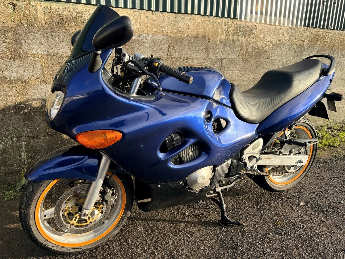SUZUKI GSXF 750 - Image 1