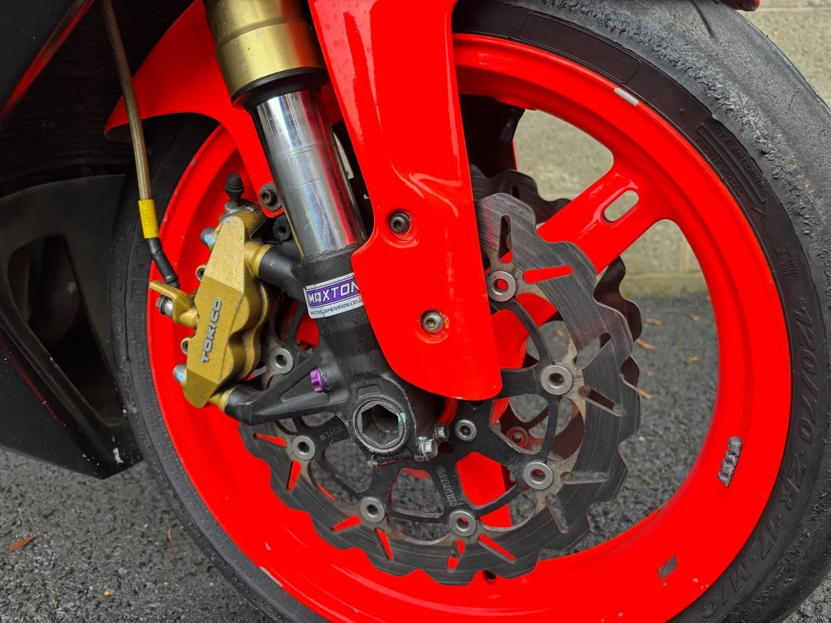 Suzuki GSX-R 600 K5 Track Bike - Image 3