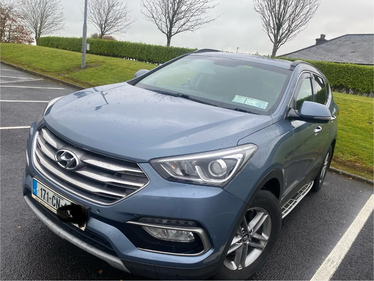 Hyundai Santa Fe 2017 - Image 1