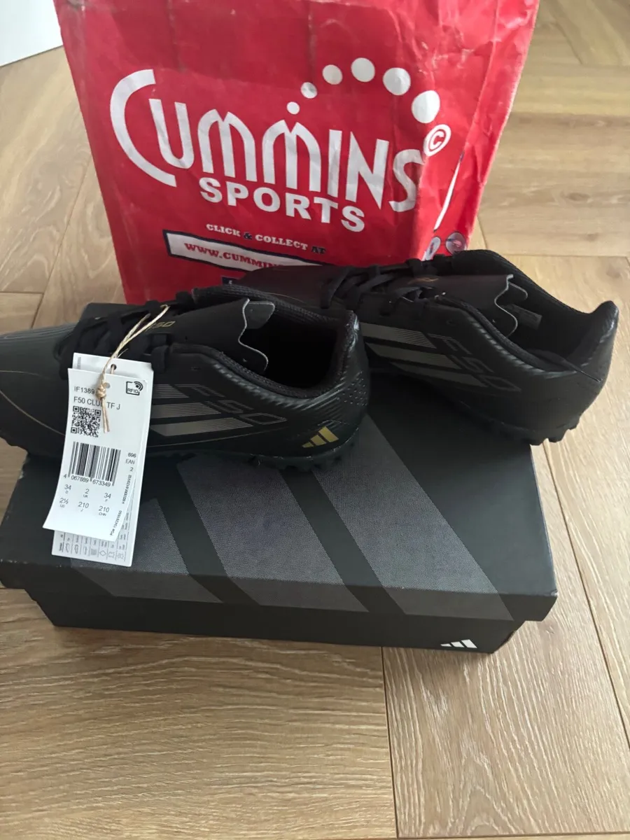 Football boots - Image 3