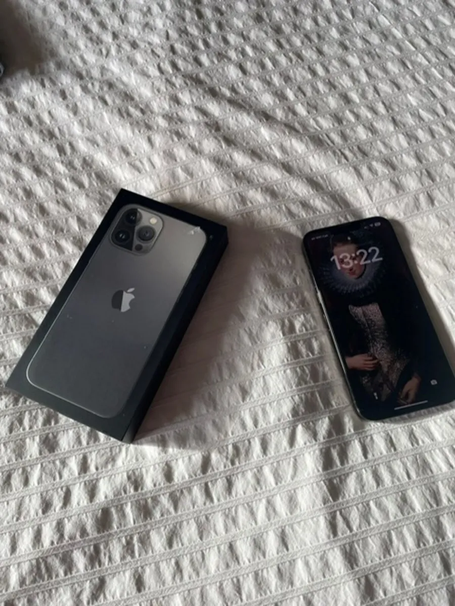 iphone 13 pro max - Image 1