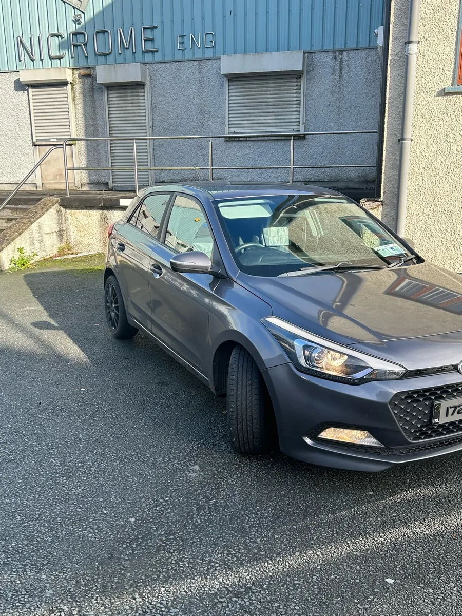 2017 Hyundai i20 (172) - Image 4