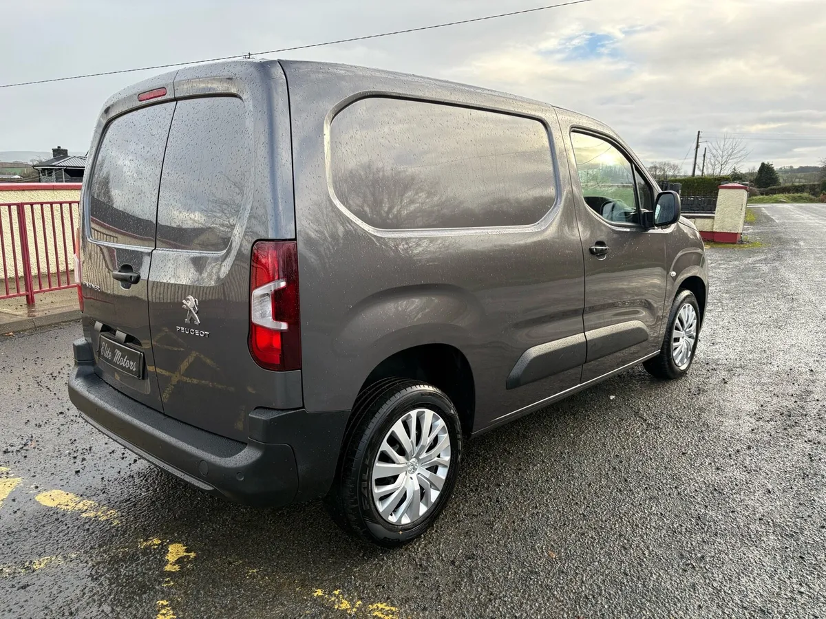 2021 (211) PEUGEOT PARTNER PROFESSIONAL - Image 3