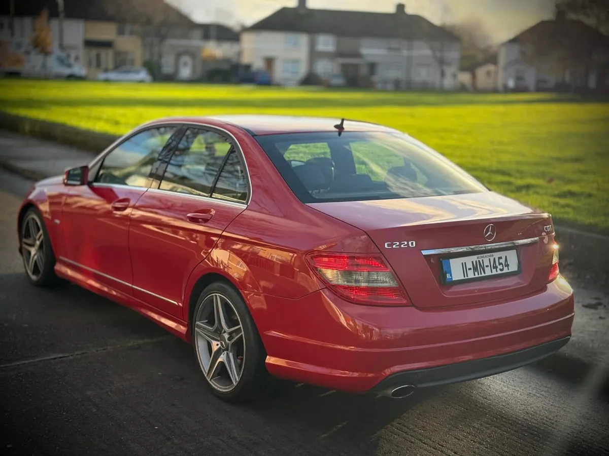 Mercedes c class amg low km - Image 4