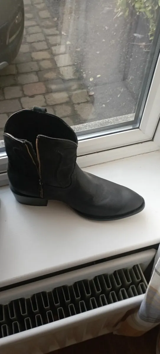 Gents Cowboy ankle Boots - Image 4