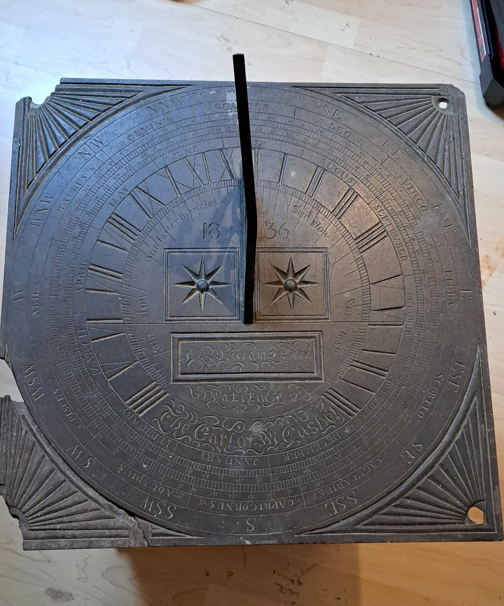 Sun Dial Collectors Item ref Earl of Cashel - Image 1