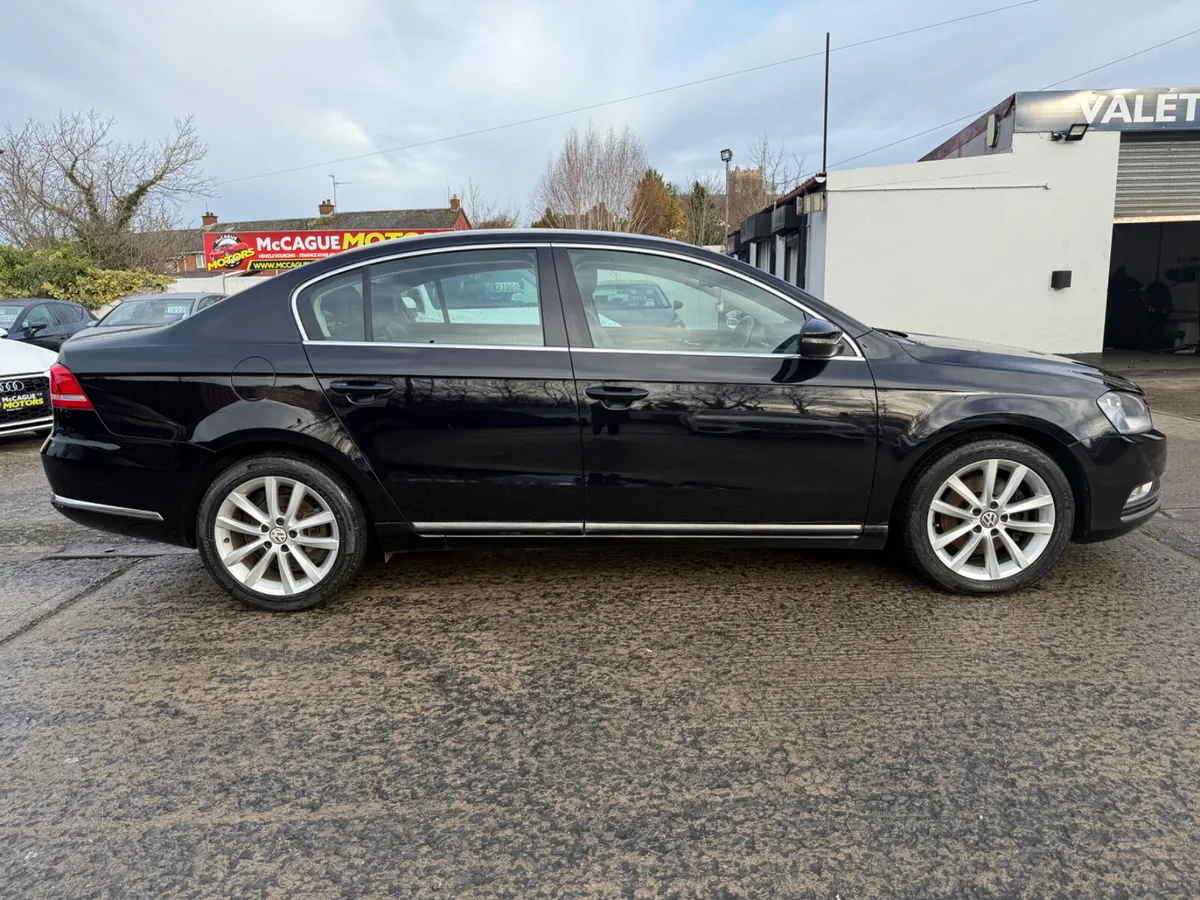 Volkswagen Passat 2014 - Image 4