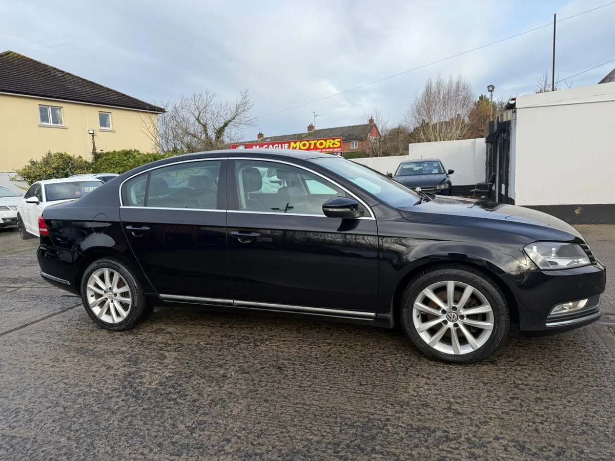 Volkswagen Passat 2014 - Image 3