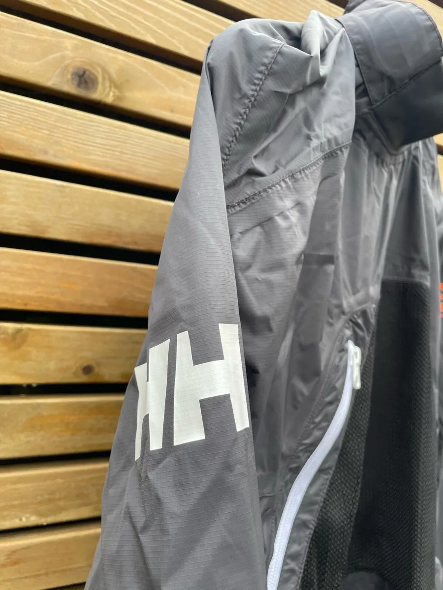 Helly Hansen sailing jacket - Image 2