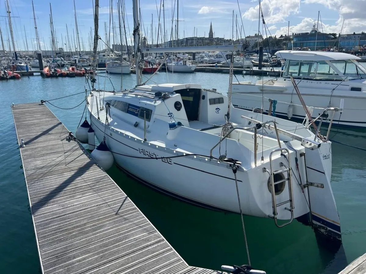 B eneteau First 26. Sailing Yacht - Image 3