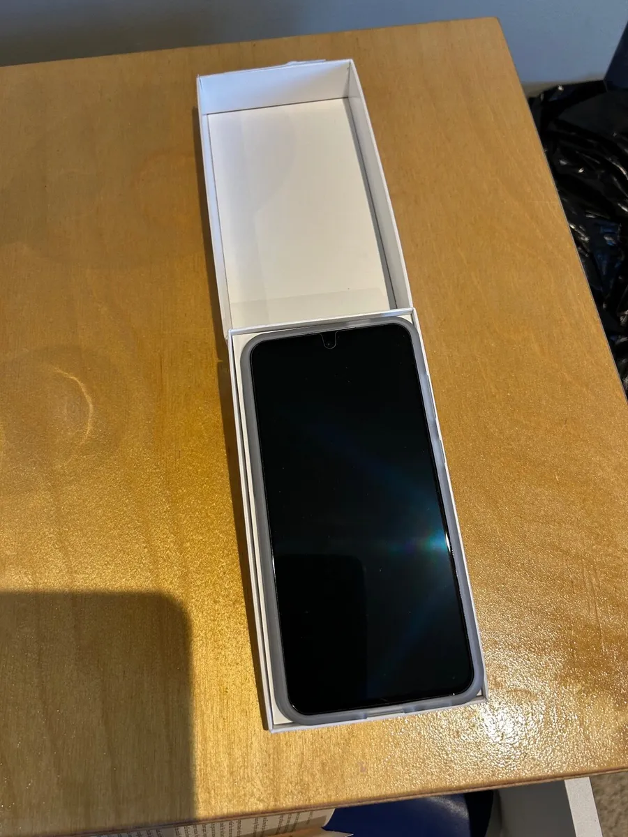 Samsung A56 5G - Image 3