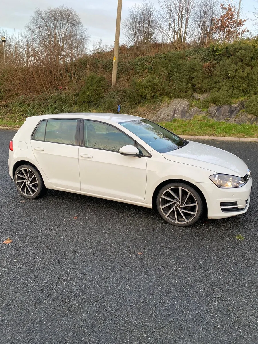 Volkswagen Golf - Image 1
