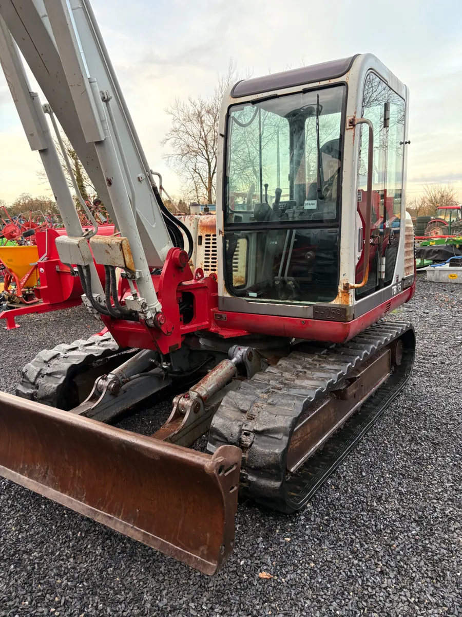 Takeuchi digger - Image 2