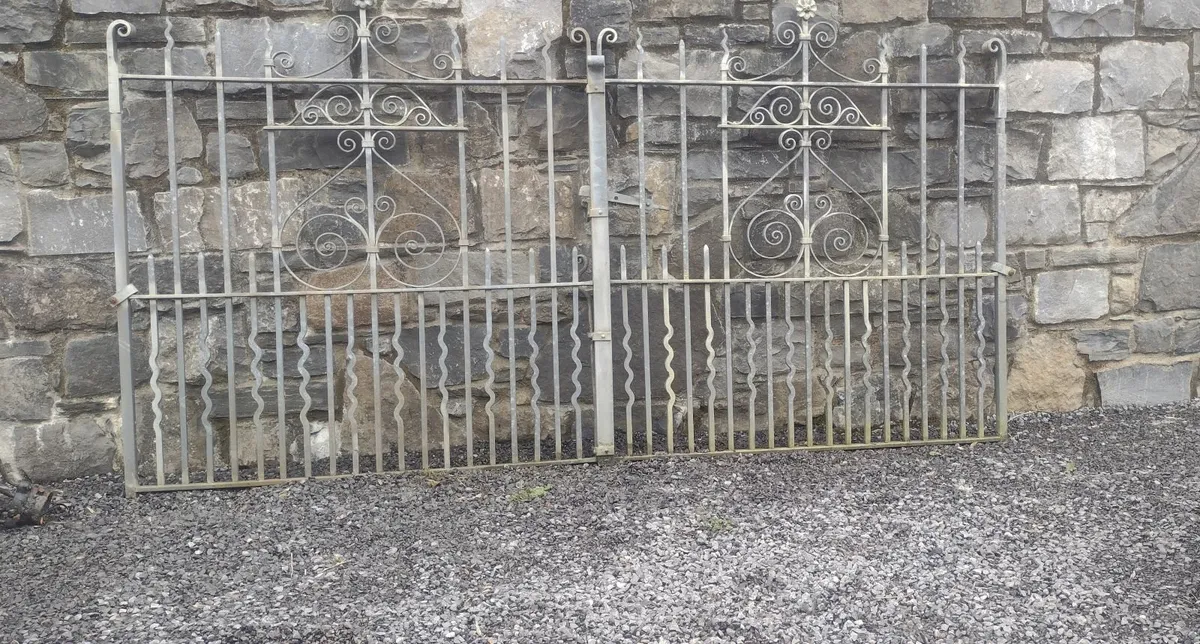 Antique Hand forged entrance gates 9'2" x 4'8" - Image 1