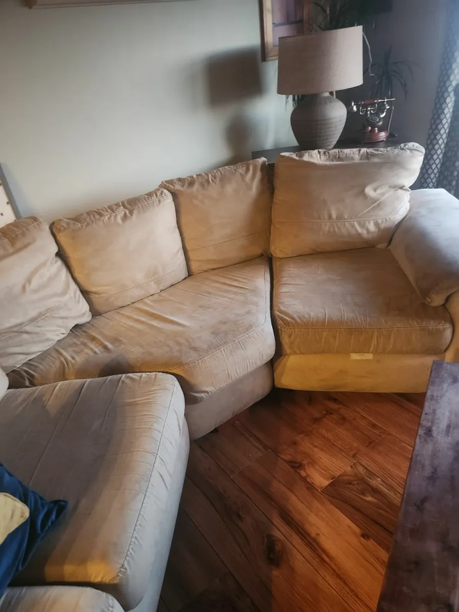 Couch for sale - Image 4