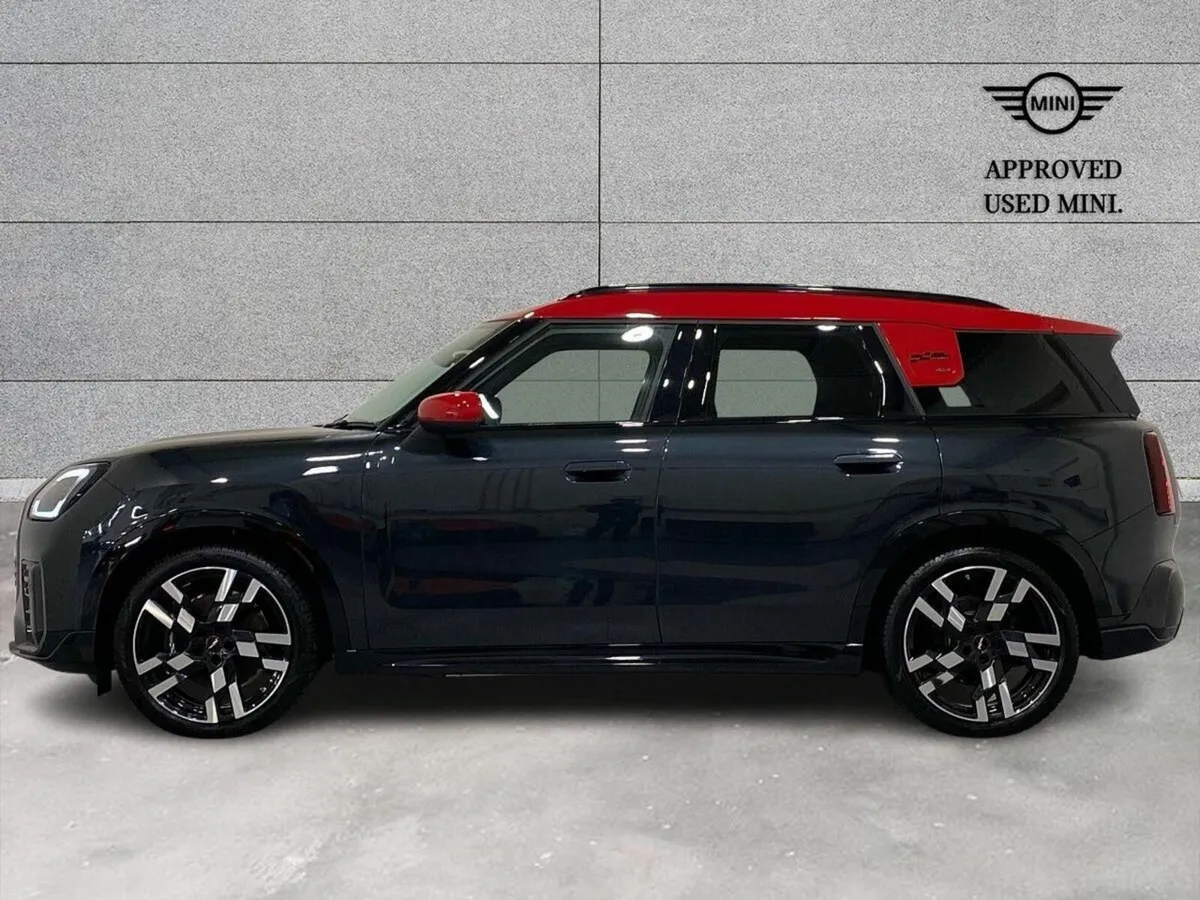 Mini Countryman SE ALL4 - Image 3