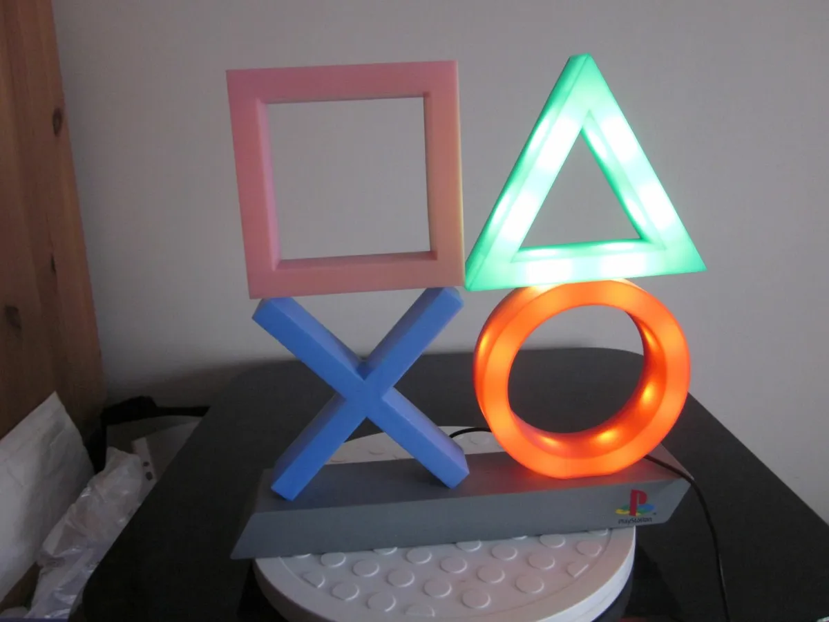 Paladone PlayStation Icons Light 3 Modes - Image 4