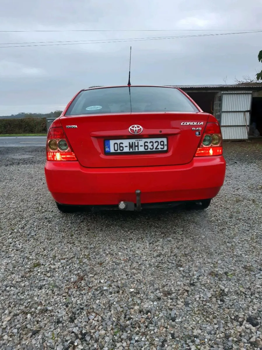 Toyota Corolla - Image 2