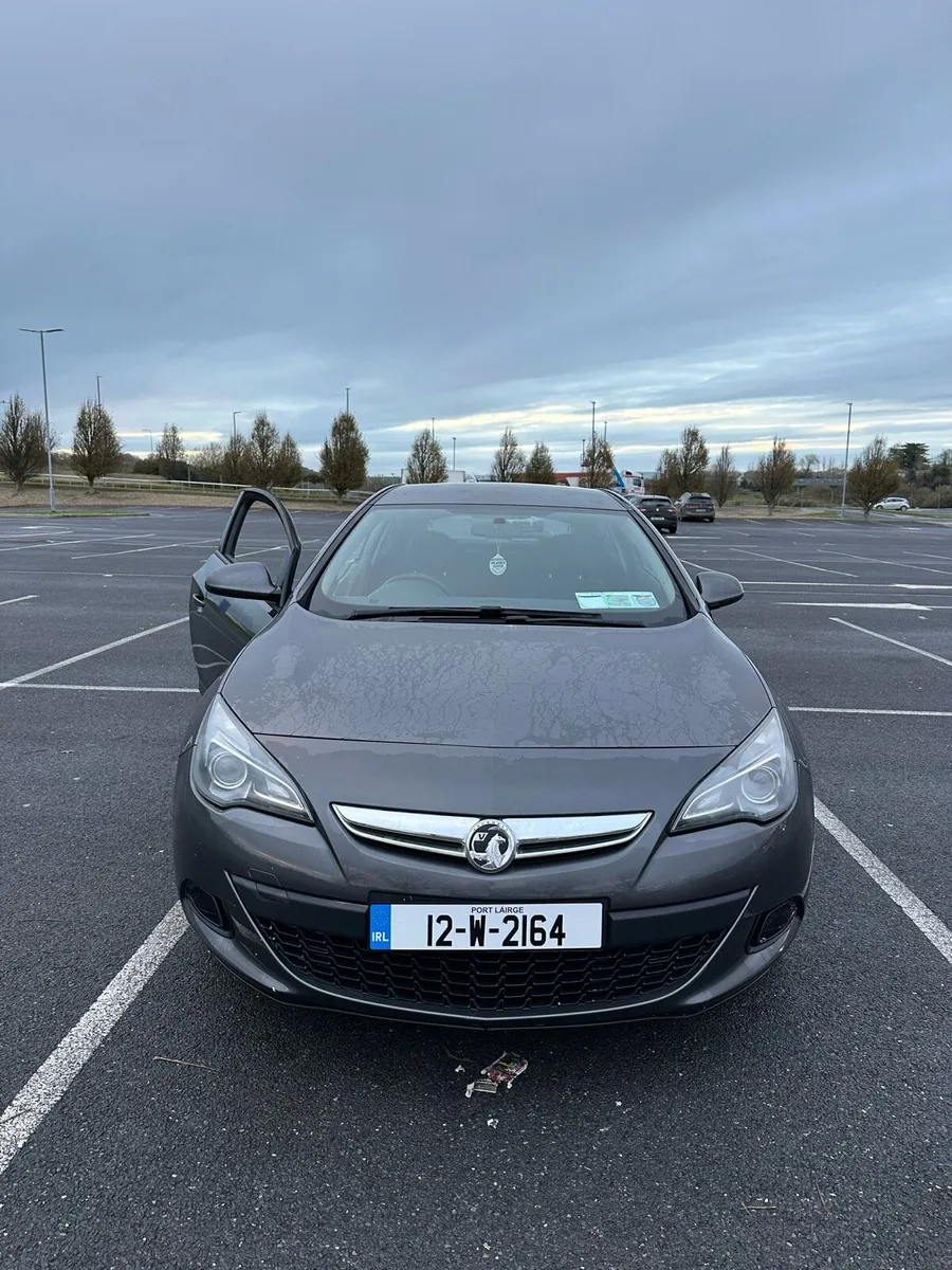 Vauxhall Astra 1.4 Perrol - Image 1