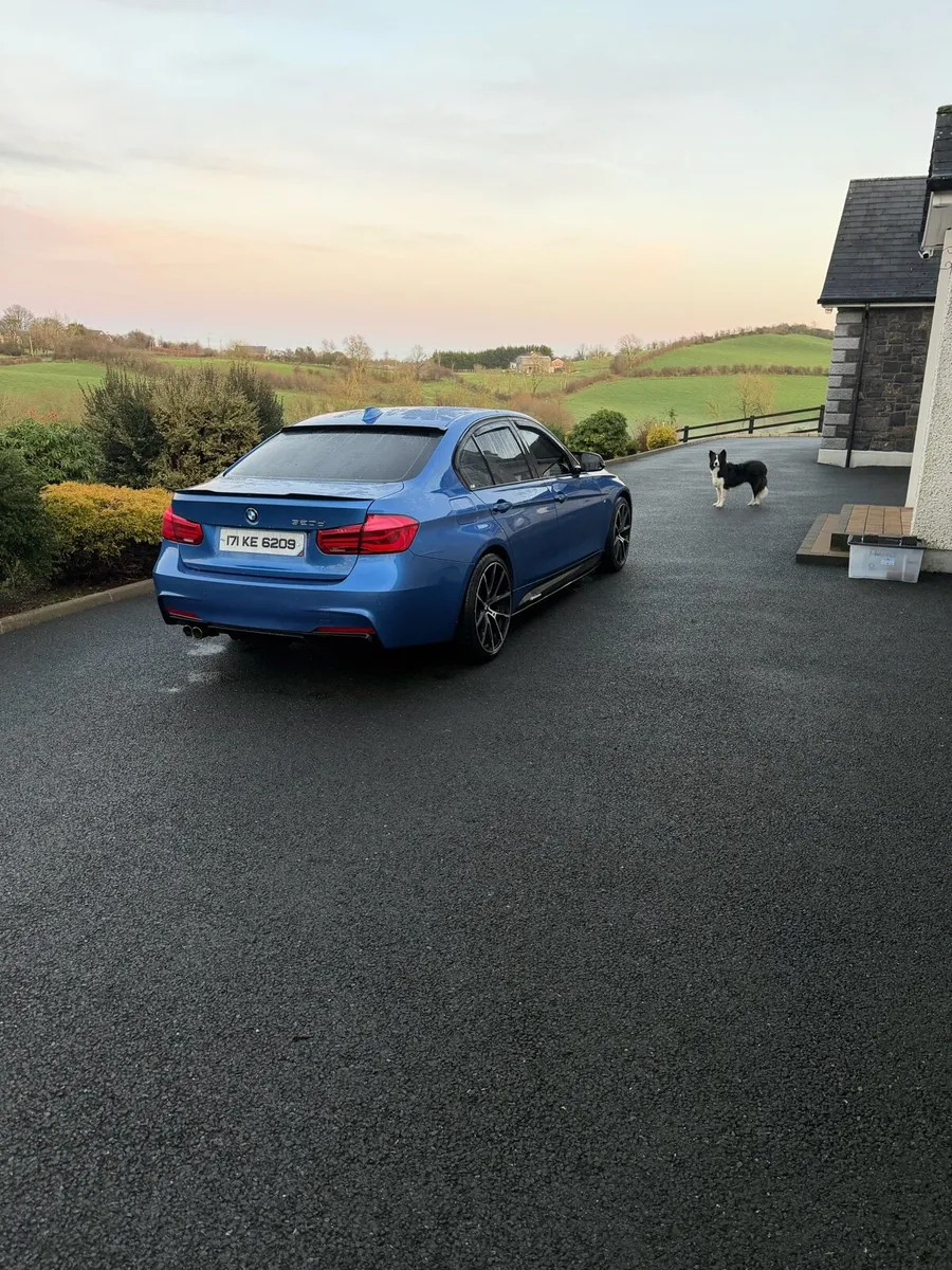 BMW 320d Shadow Edition M Sport - Image 4