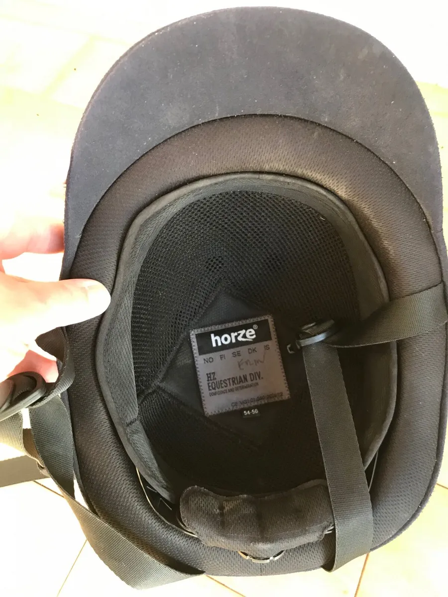 Horze Riding hat (child) - Image 2