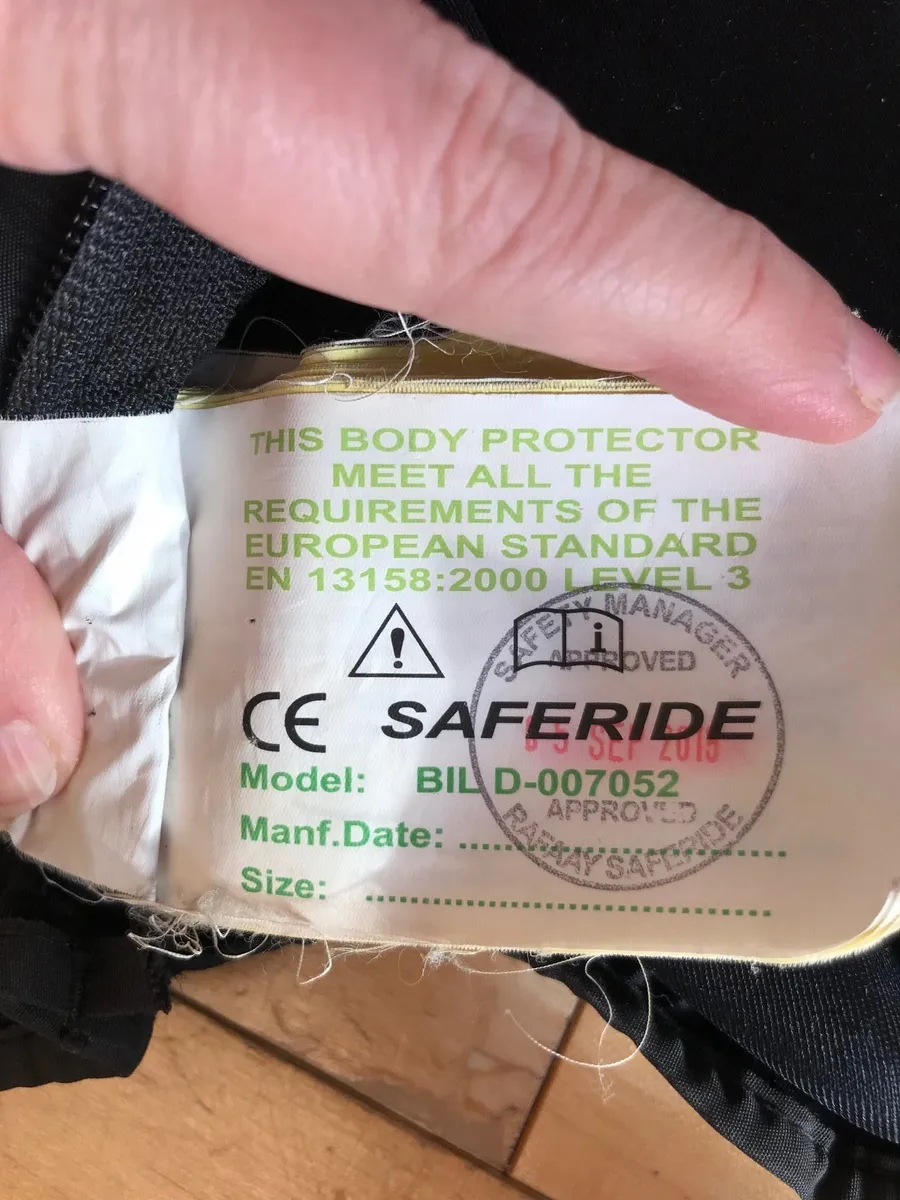 Horze Body protector - Image 3