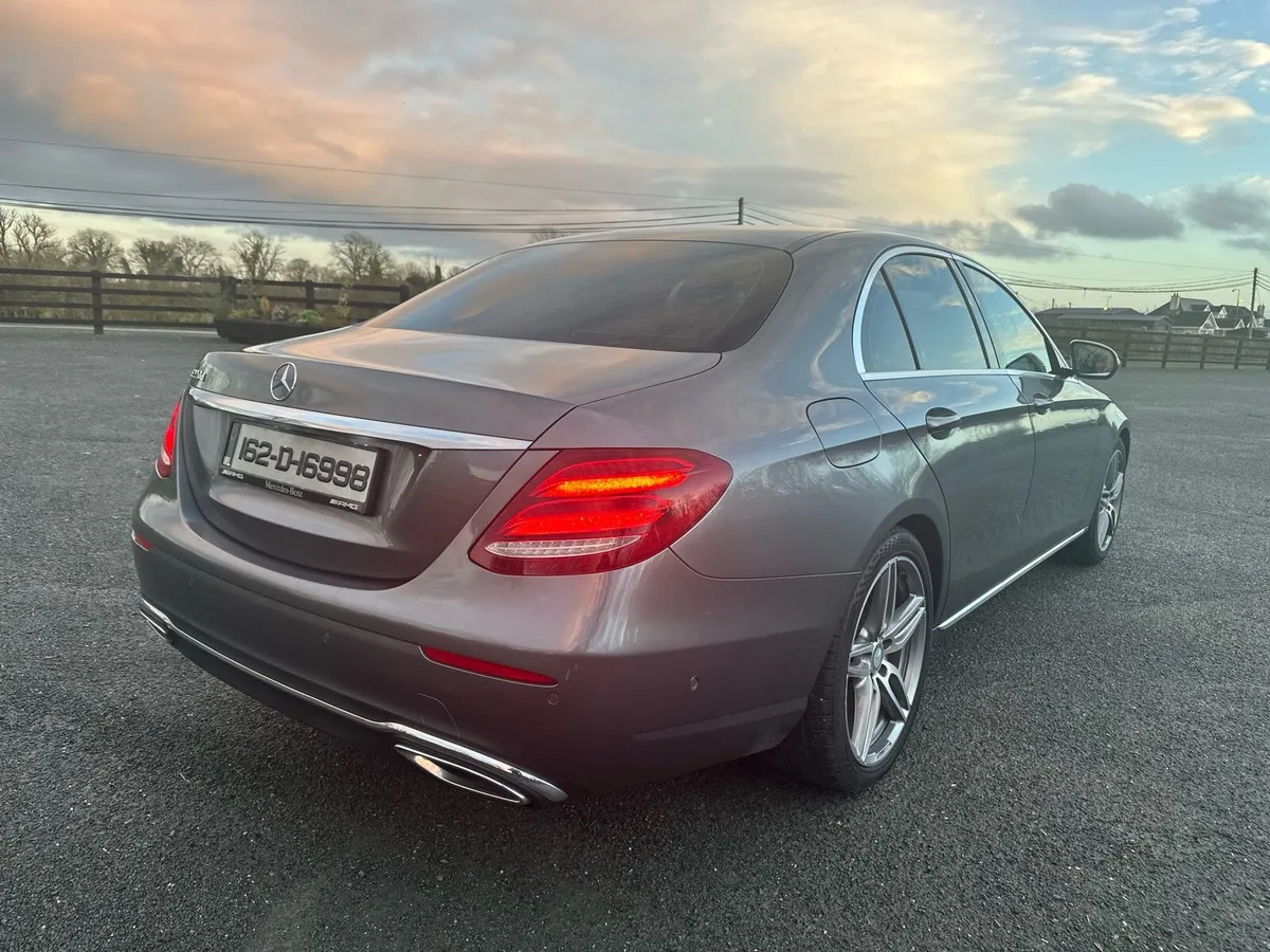 Mercedes E220 Avantgarde - Image 3