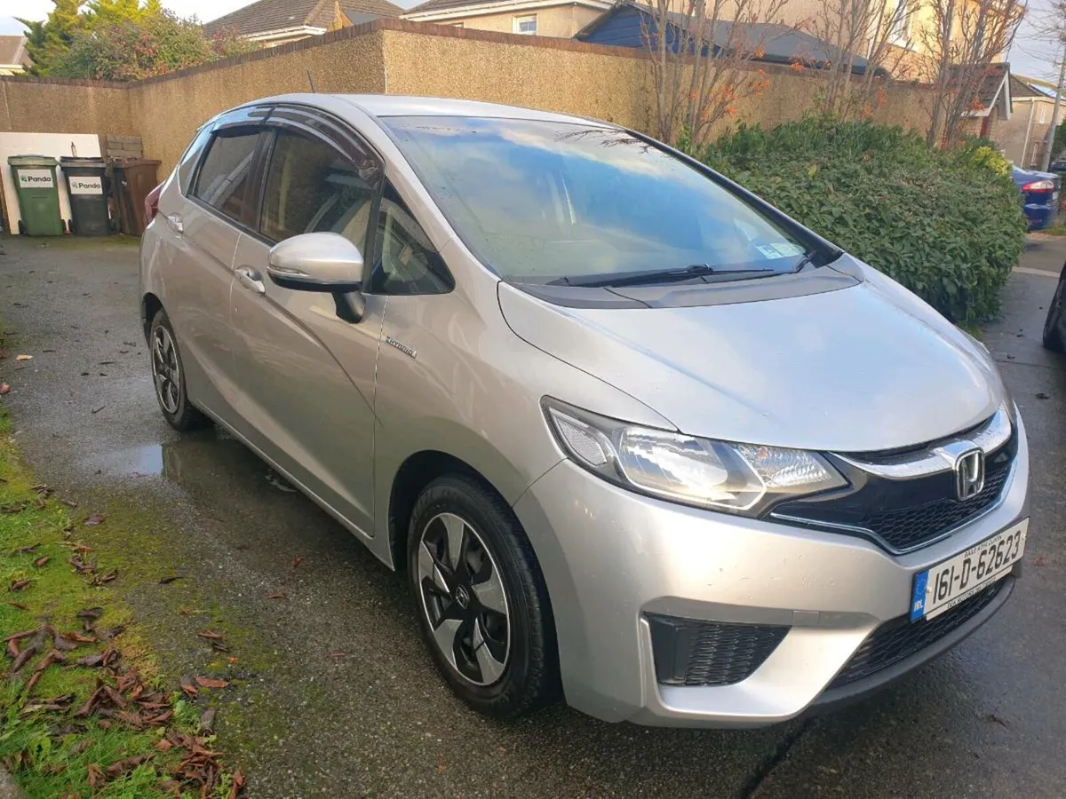 Honda FIT GP5 Hybrid 5DR Auto, 2016 - Image 1
