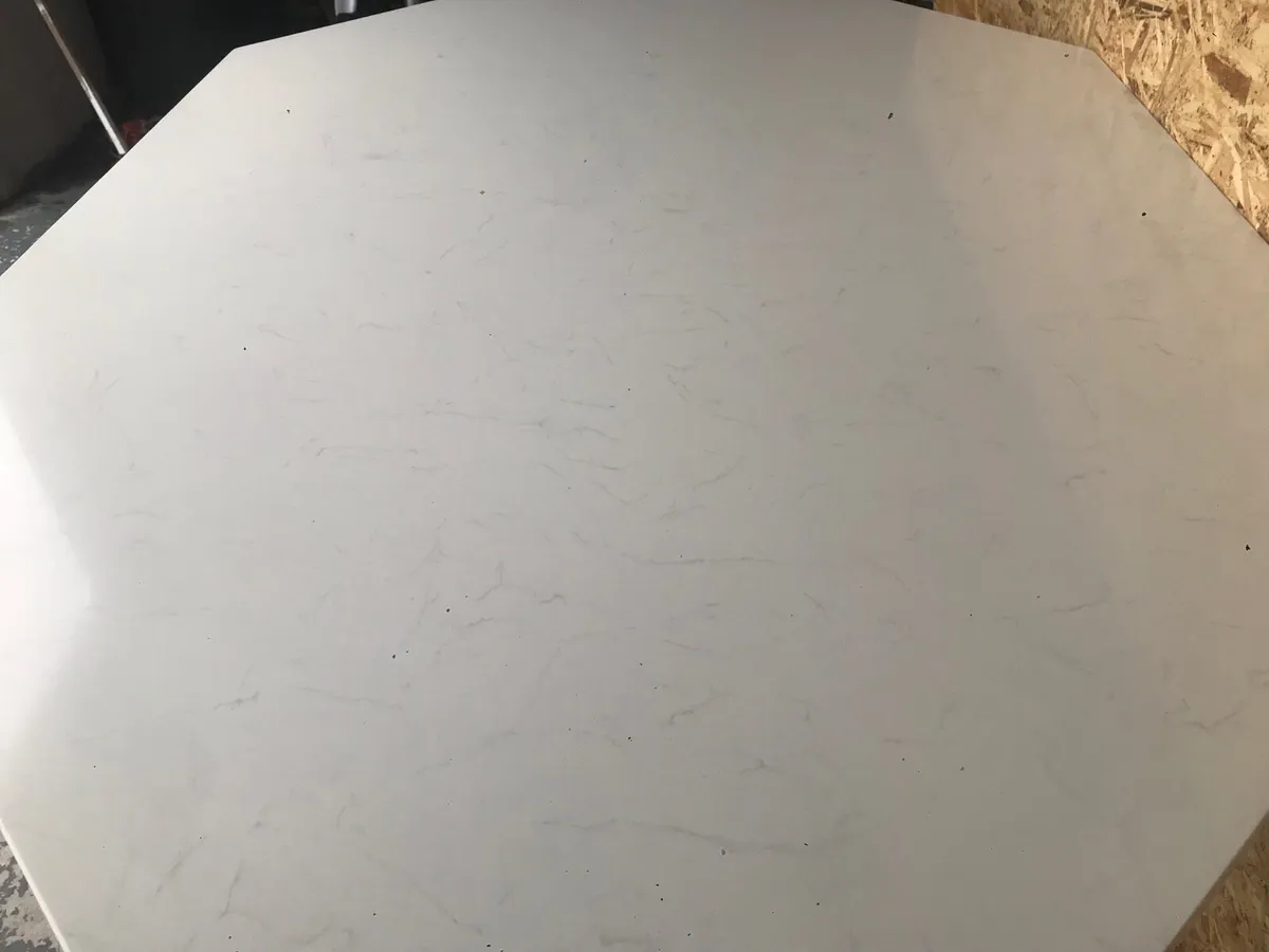 Quartz dining table - Image 2