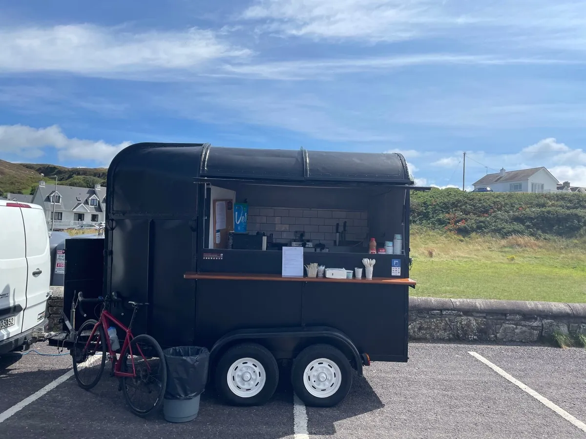 Coffee trailer fully equipped - Image 3