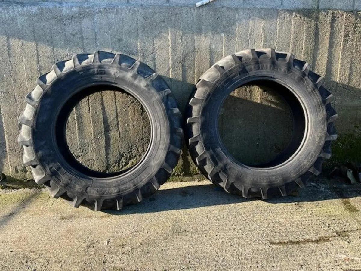 18.4 R 38 Uniroyal Radial Tyres - Image 2